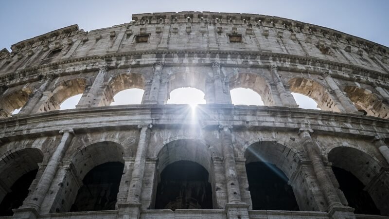 Noticias sobre Ciudadanía Italiana: Cambios y Desafíos para los Descendientes 2 roma, italia, the colosseum, antique rome, antiquity, old, architecture, sun, nature, roma, roma, roma, roma, roma, italia, italia